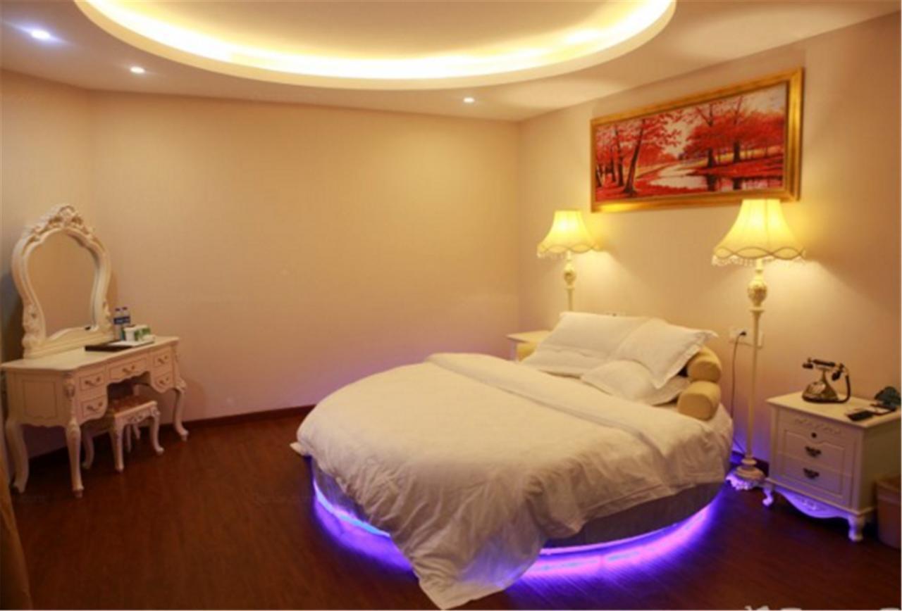 Greentree Inn Shanghai Hongqiao Hub Cao'An Road Huajiang Branch Road Express Hotel Jiading Exterior foto